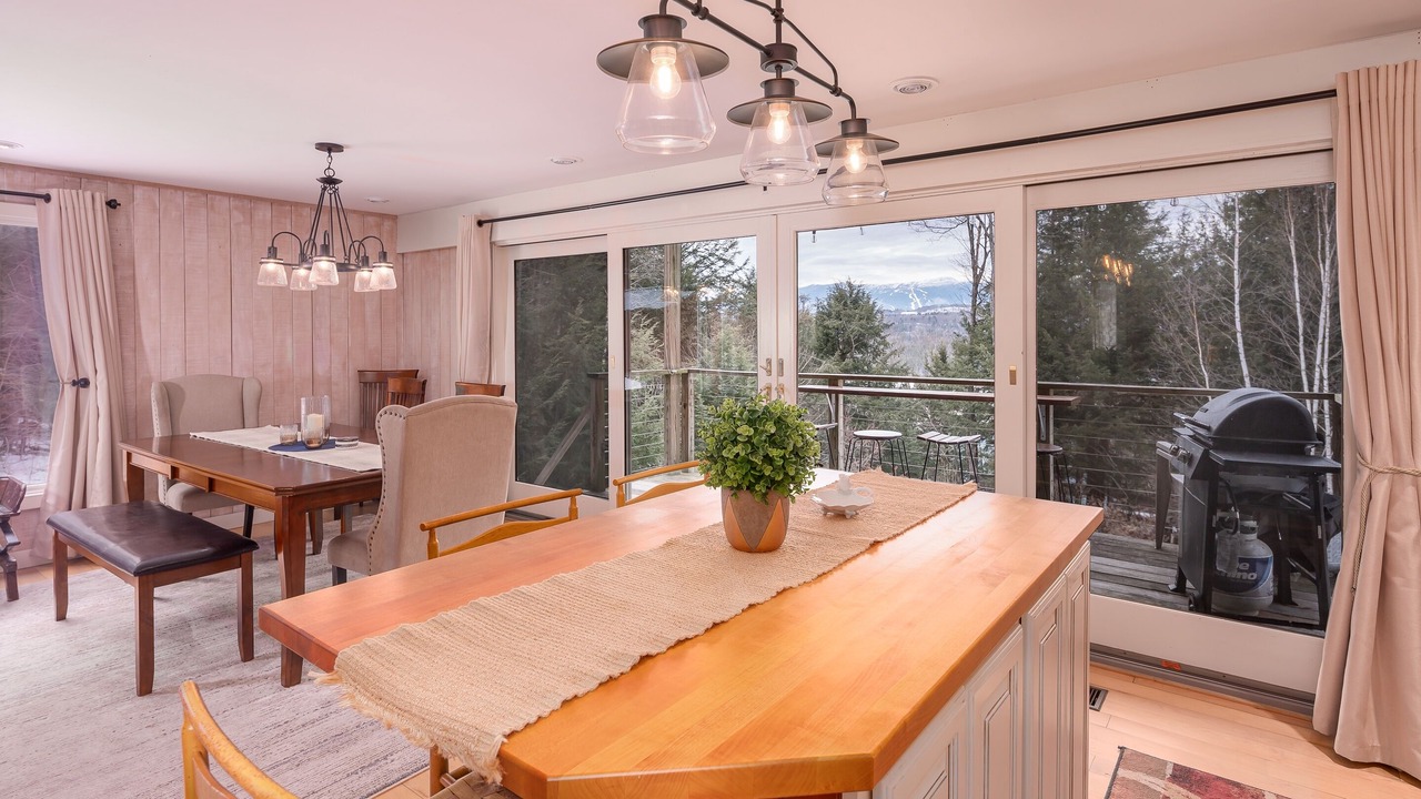 Photo of Livingroom in Stowe