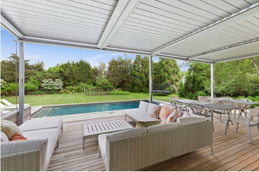 Photo of Patio Balcony in Sagaponack