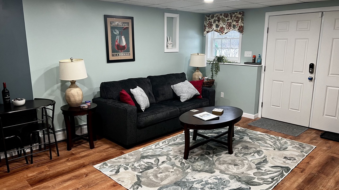 Photo of Livingroom in Deerfield
