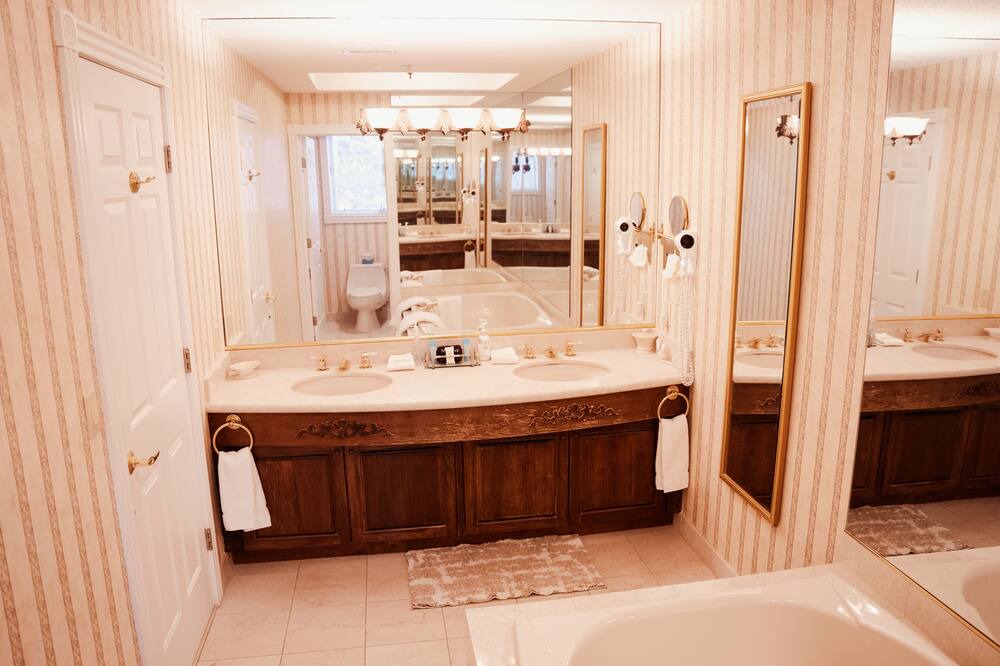 Photo of Bathroom in North Creek