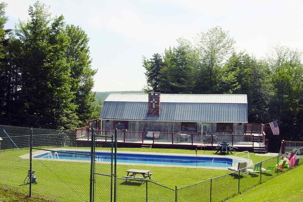 Photo of Outdoor in Troy