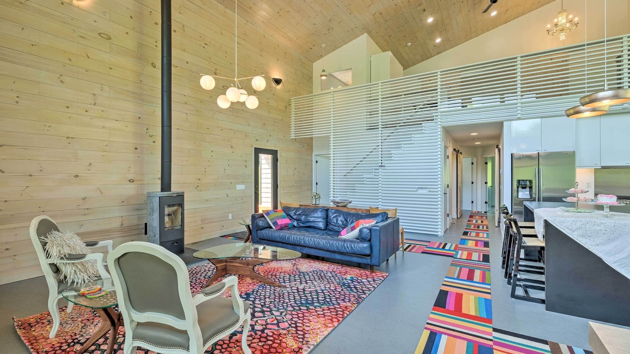 Photo of Livingroom in Salem