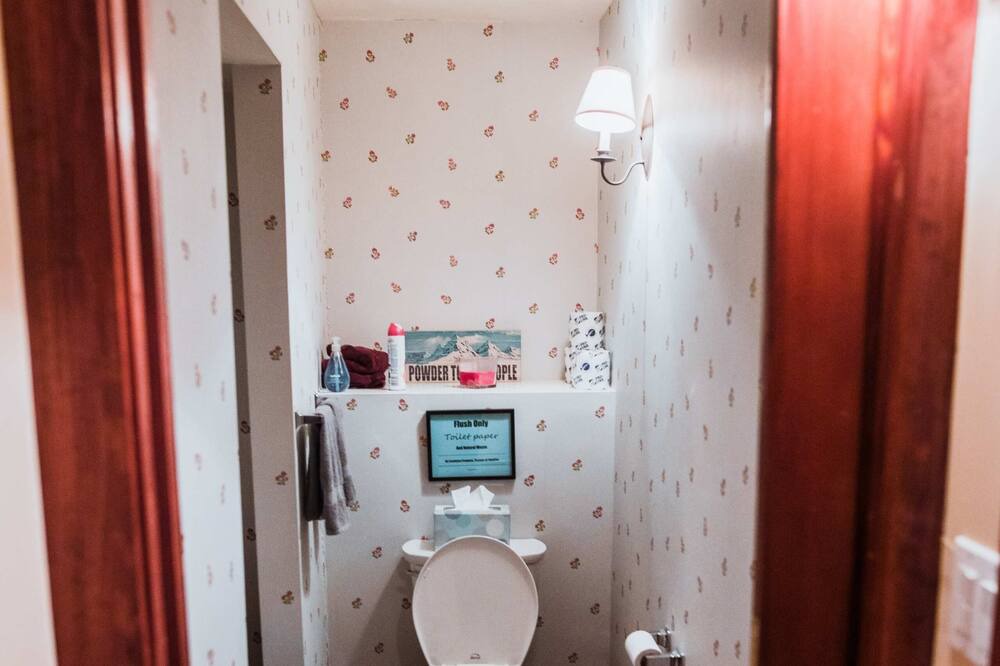 Photo of Bathroom in Woodstock