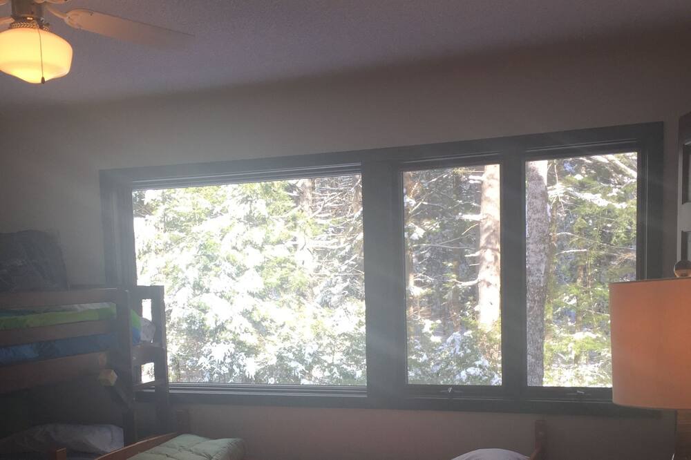 Photo of Bedroom in Londonderry