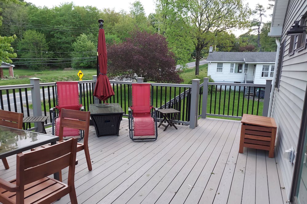 Photo of Patio Balcony in Saratoga Springs