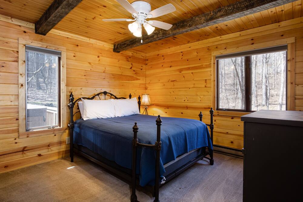 Photo of Bedroom in Butler