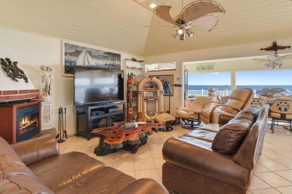 Photo of Bedroom in Town of Southold Town