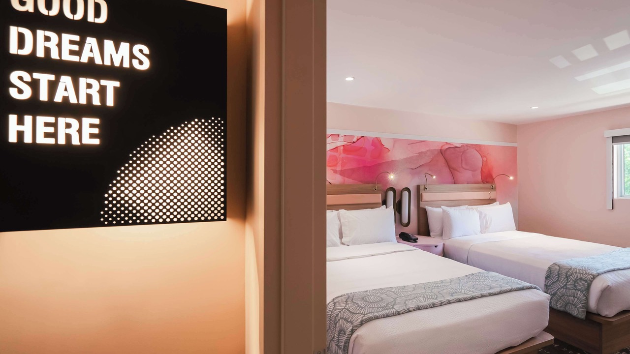 Photo of Bedroom in Shinnecock Hills