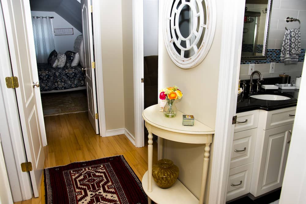 Photo of Bedroom in North Valley Stream
