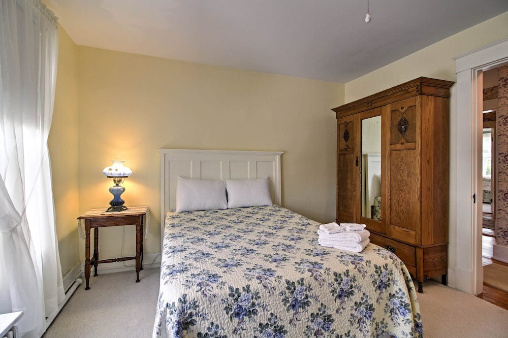 Photo of Bathroom in East Haven  Rutland County