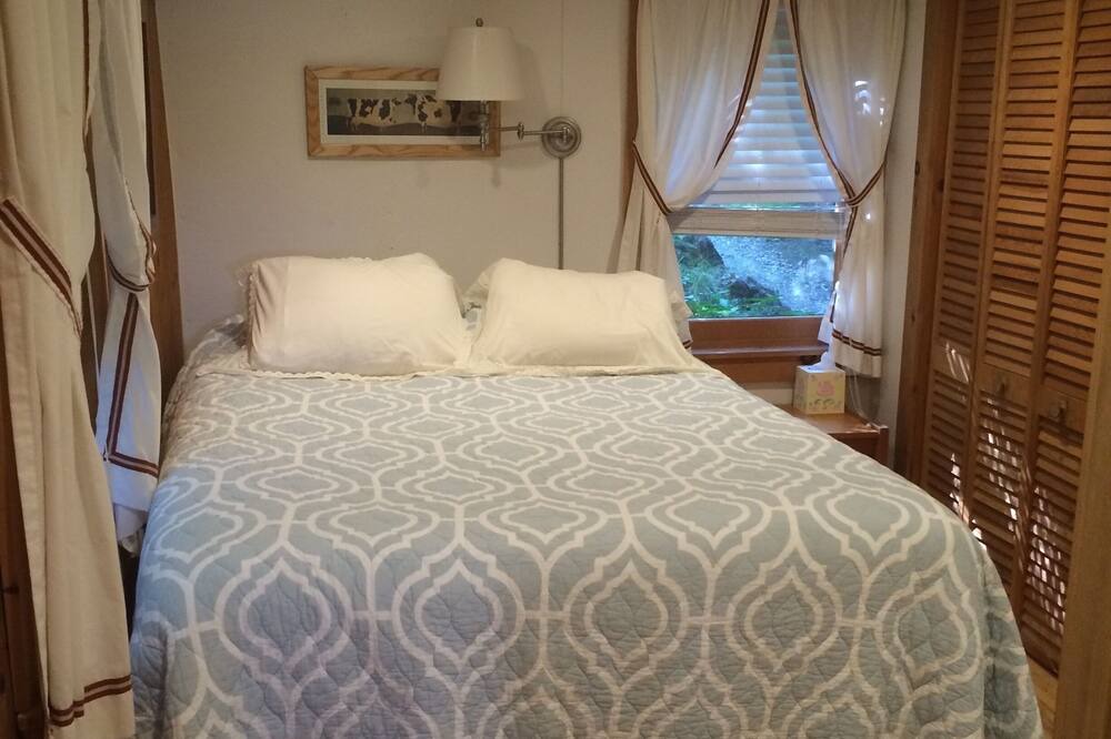 Photo of Bedroom in Charlotte