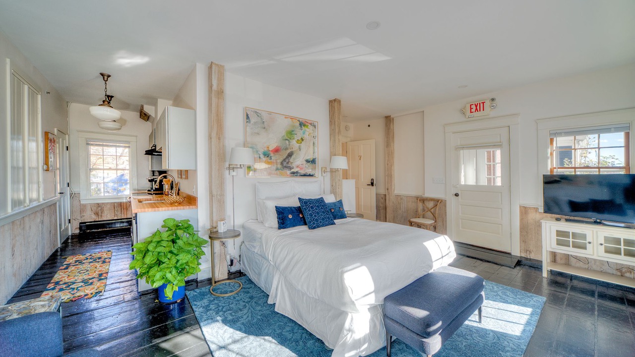 Photo of Livingroom in Kittery