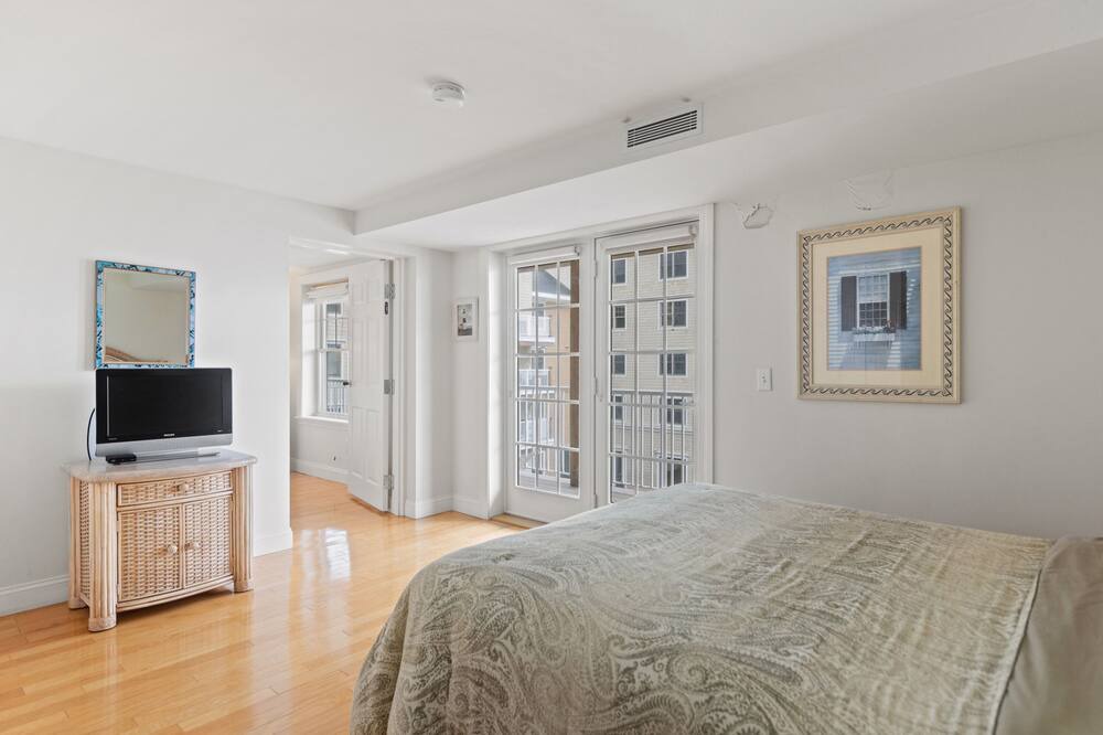 Photo of Bedroom in Old Orchard Beach