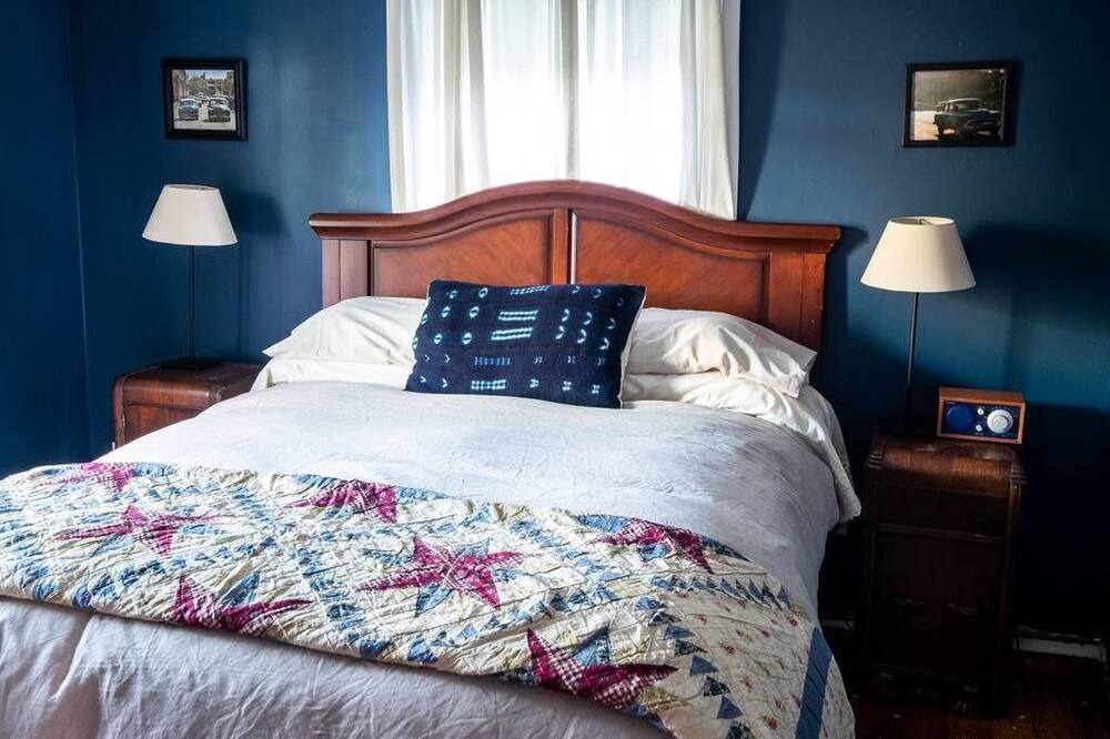 Photo of Bedroom in Cornwall-on-Hudson