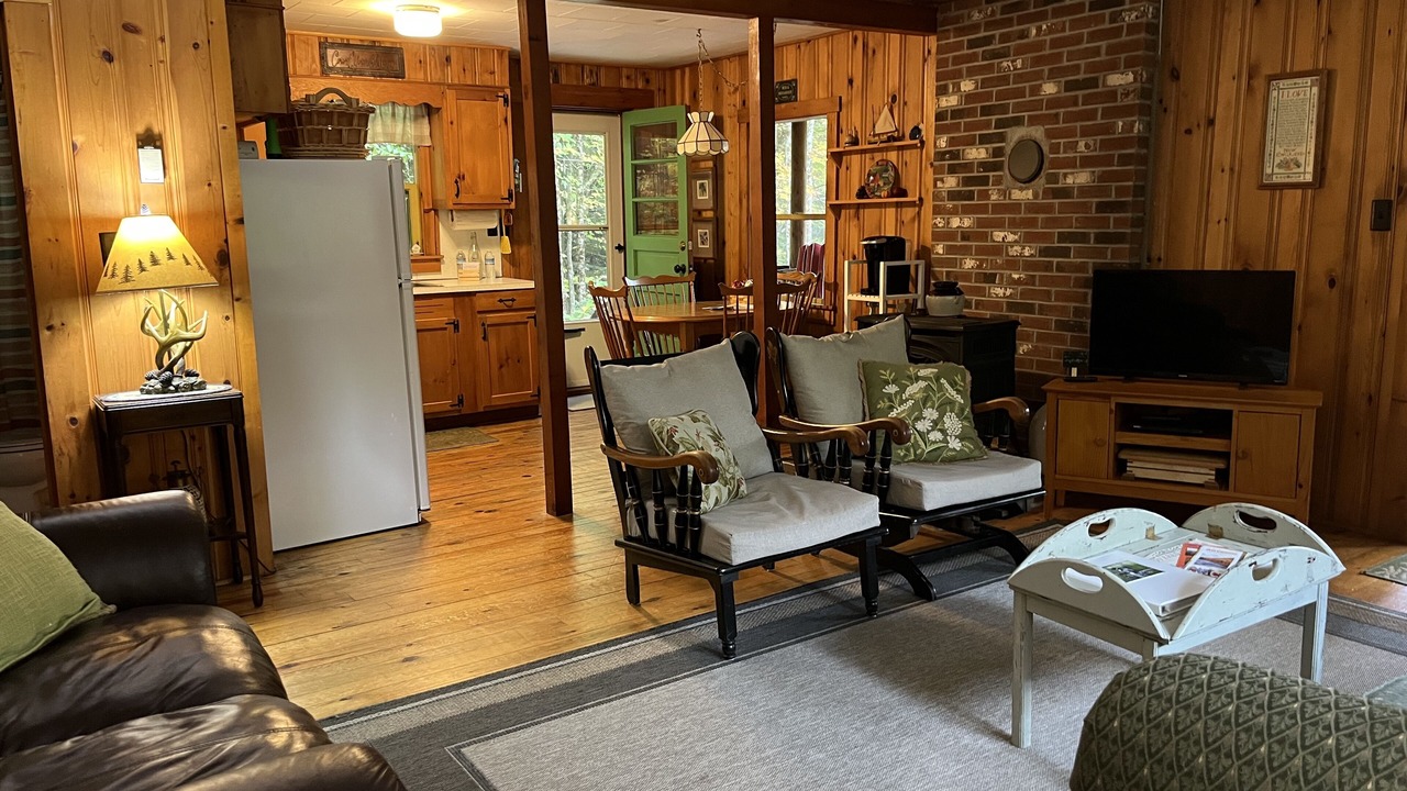 Photo of Livingroom in Stoddard