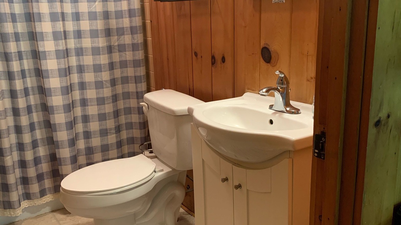 Photo of Bathroom in Stoddard