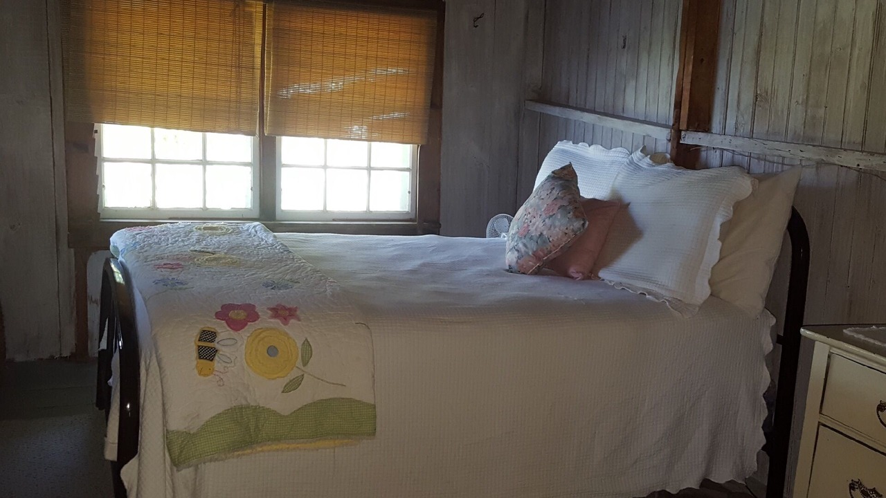 Photo of Bedroom in Neshobe Beach