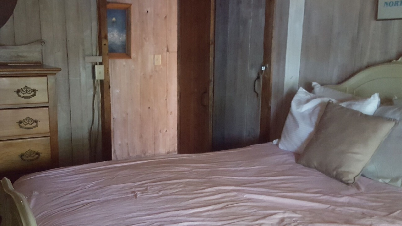 Photo of Bedroom in Neshobe Beach