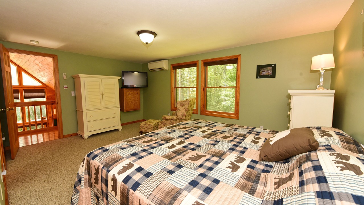 Photo of Bedroom in Center Conway