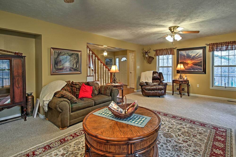 Photo of Livingroom in Circleville