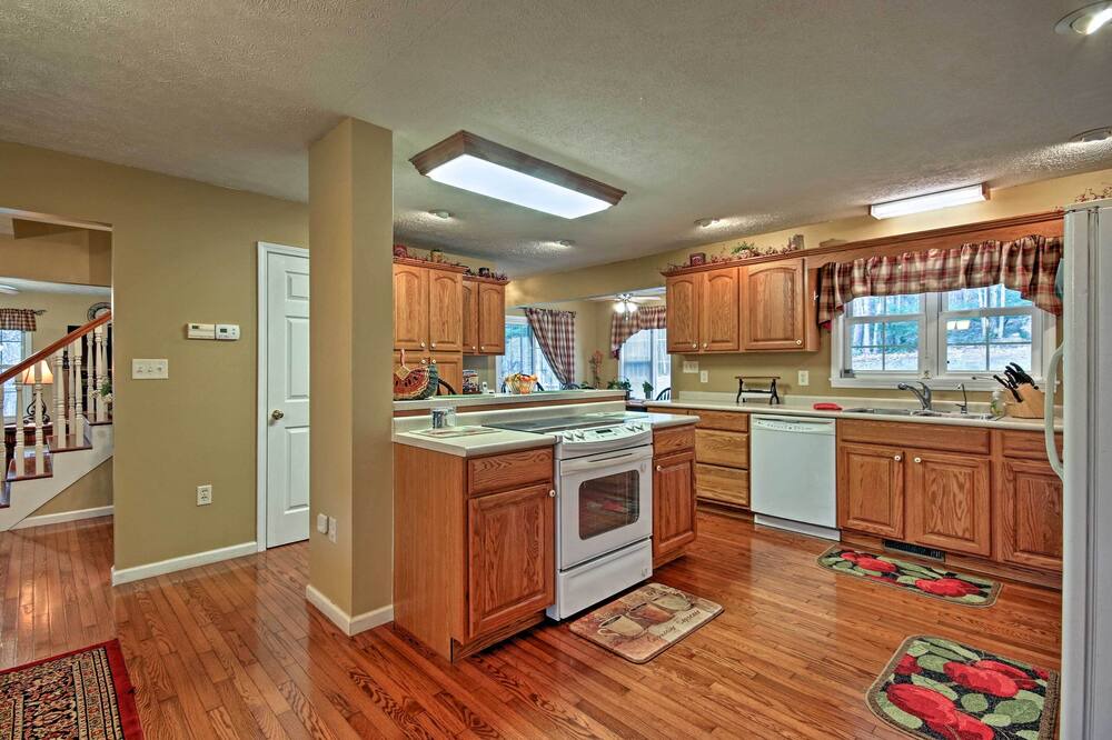 Photo of Kitchen in Circleville