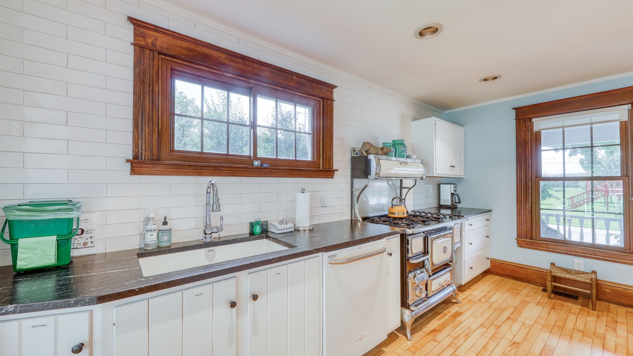 Photo of Kitchen in South Hero