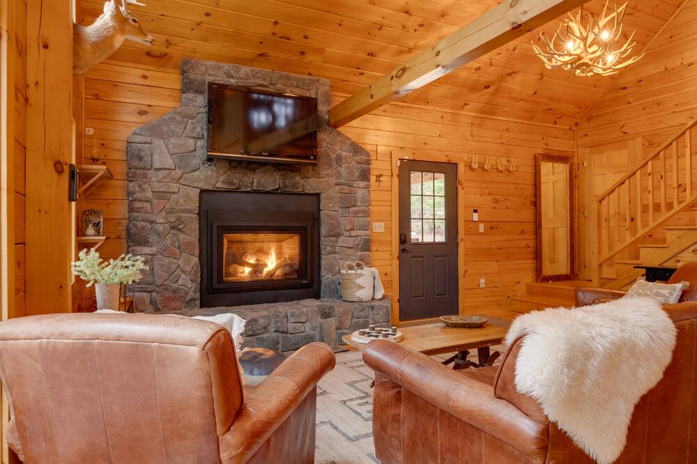 Photo of Livingroom in Bethel