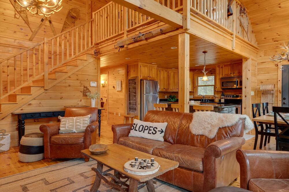 Photo of Livingroom in Bethel