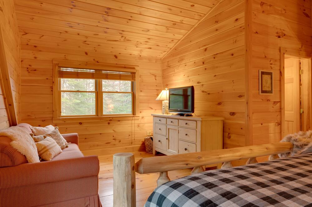 Photo of Bedroom in Bethel