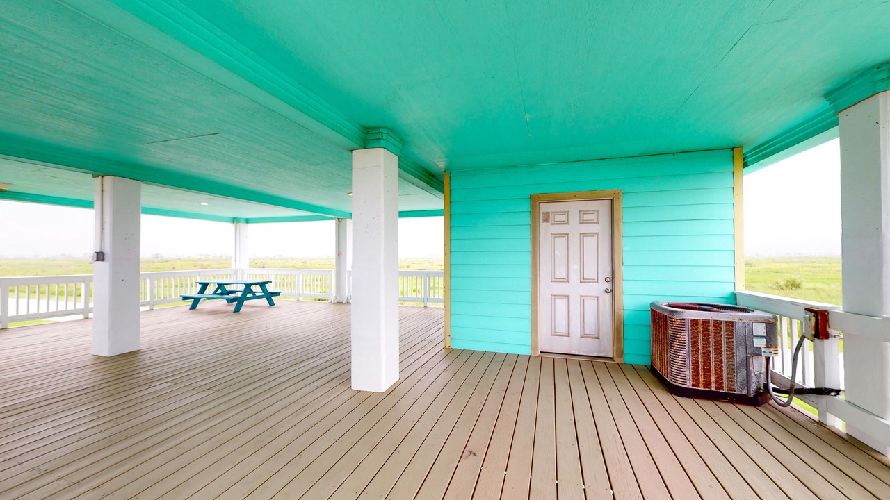 Photo of Patio Balcony in Port Bolivar