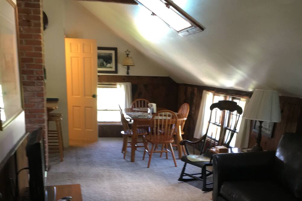 Photo of Livingroom in Canterbury