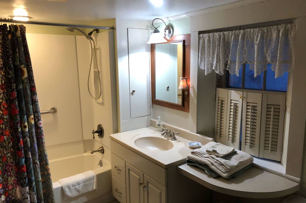 Photo of Bathroom in Canterbury