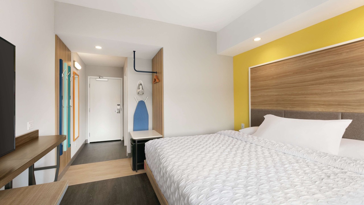 Photo of Bedroom in Williamsville