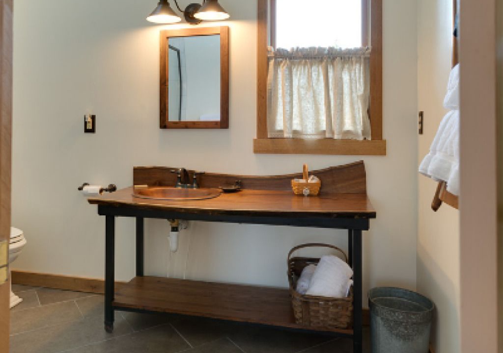 Photo of Bathroom in Quicksburg