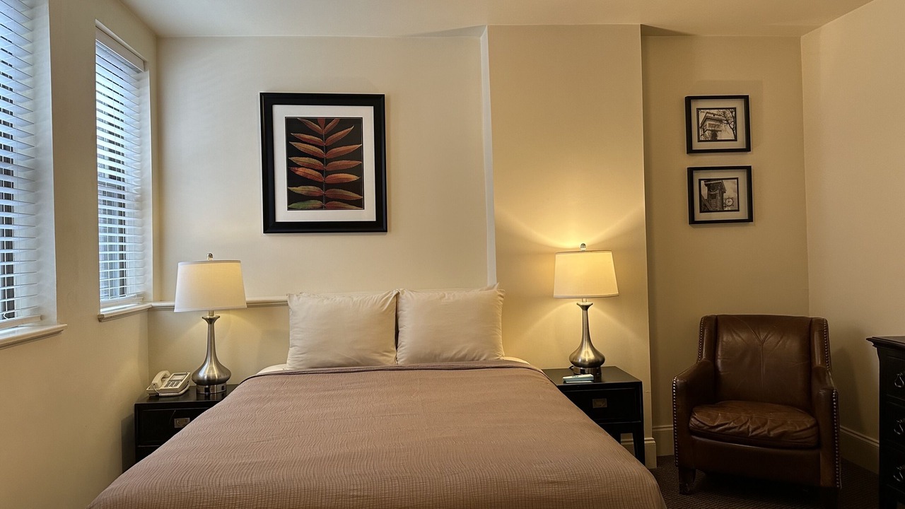 Photo of Bedroom in Fenway–Kenmore