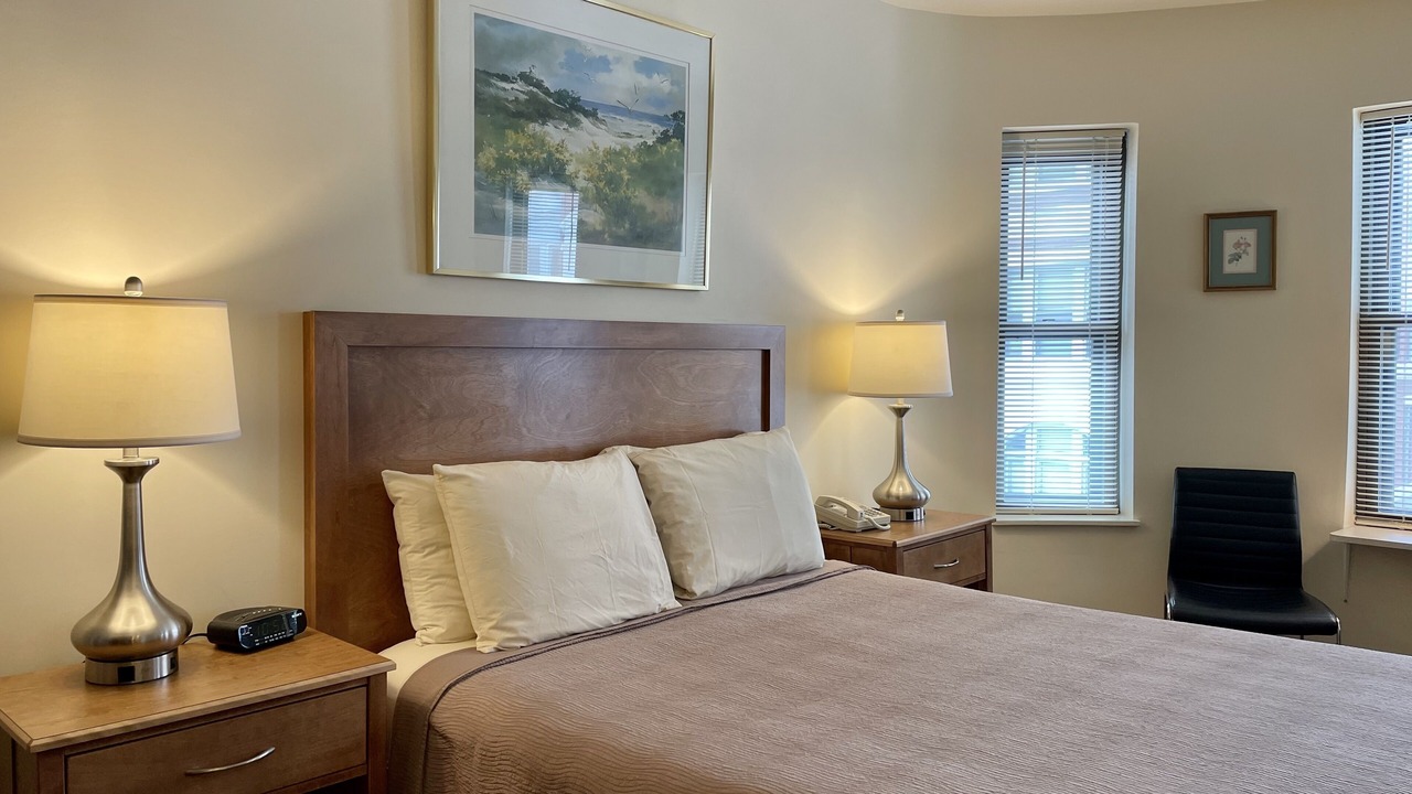 Photo of Bedroom in Fenway–Kenmore