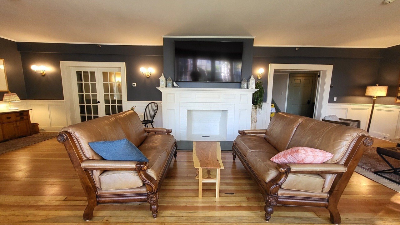Photo of Livingroom in Stowe Area
