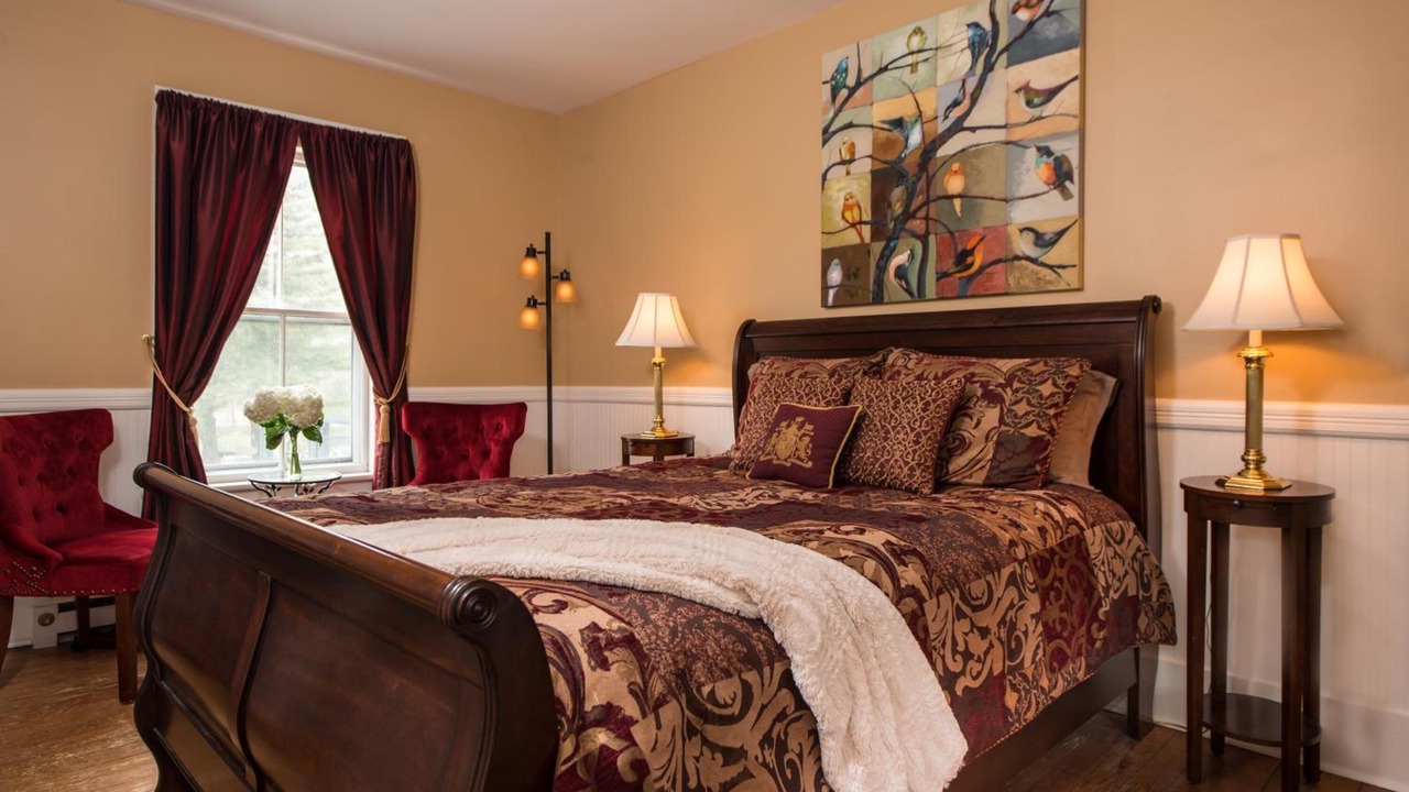 Photo of Bedroom in West Woodstock