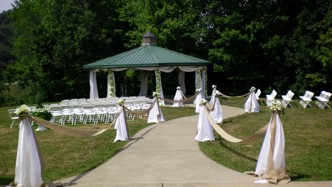 Photo of Outdoor in Henlawson