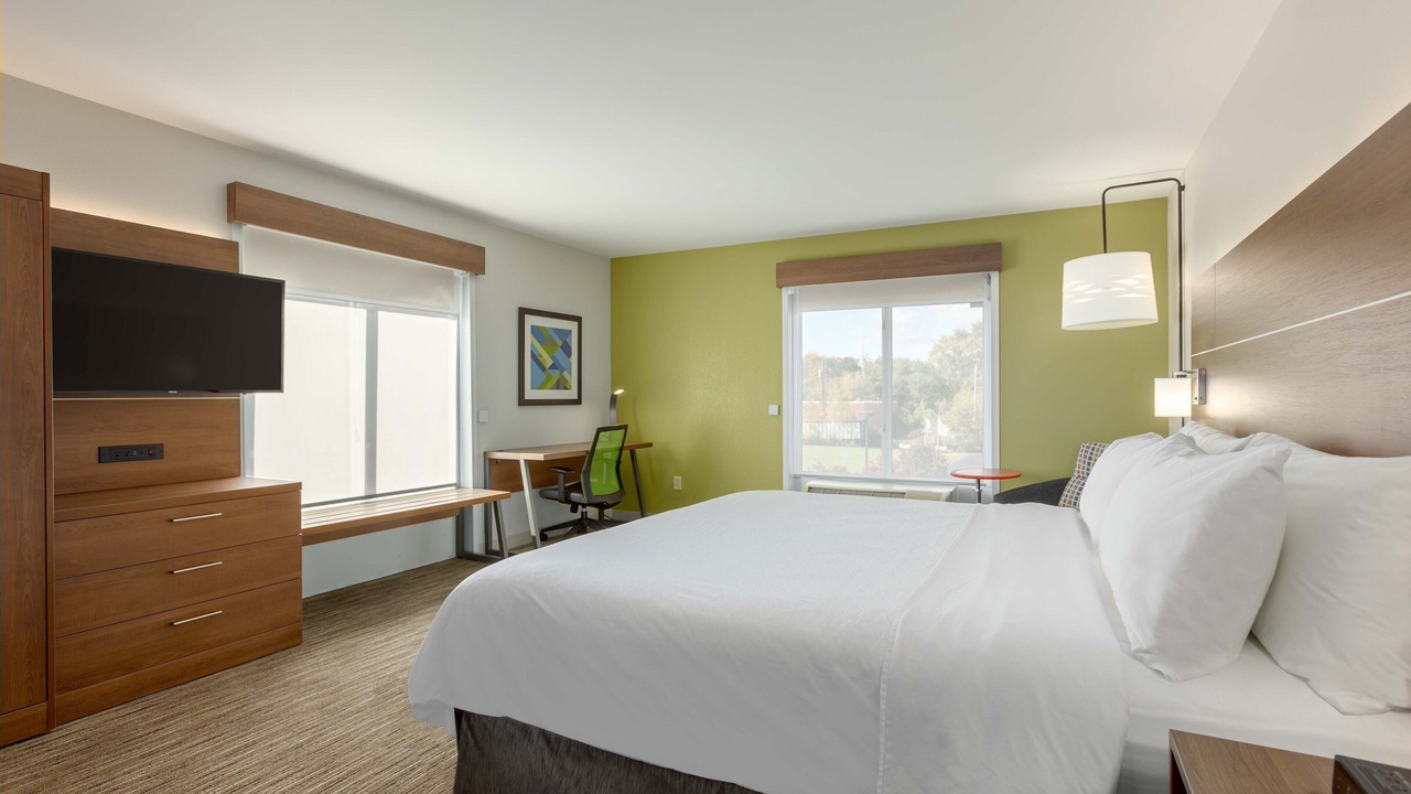 Photo of Bedroom in Vestal