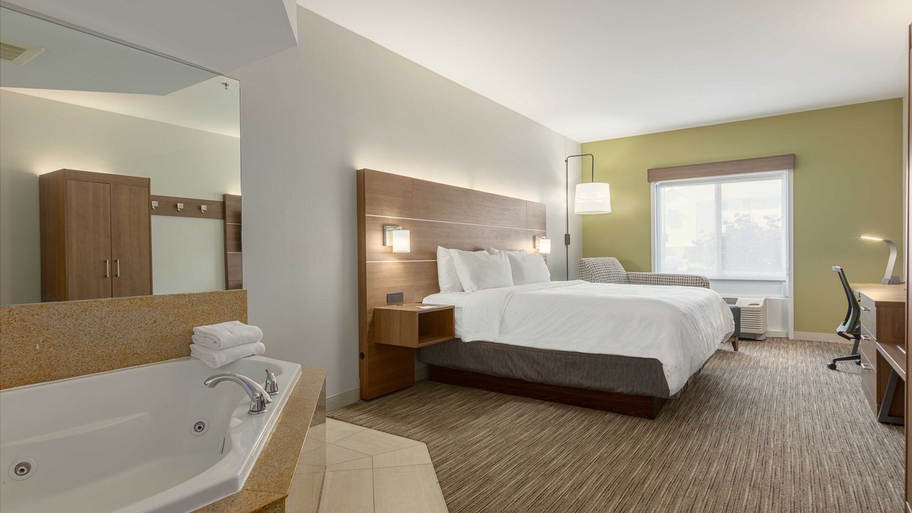 Photo of Bedroom in Vestal