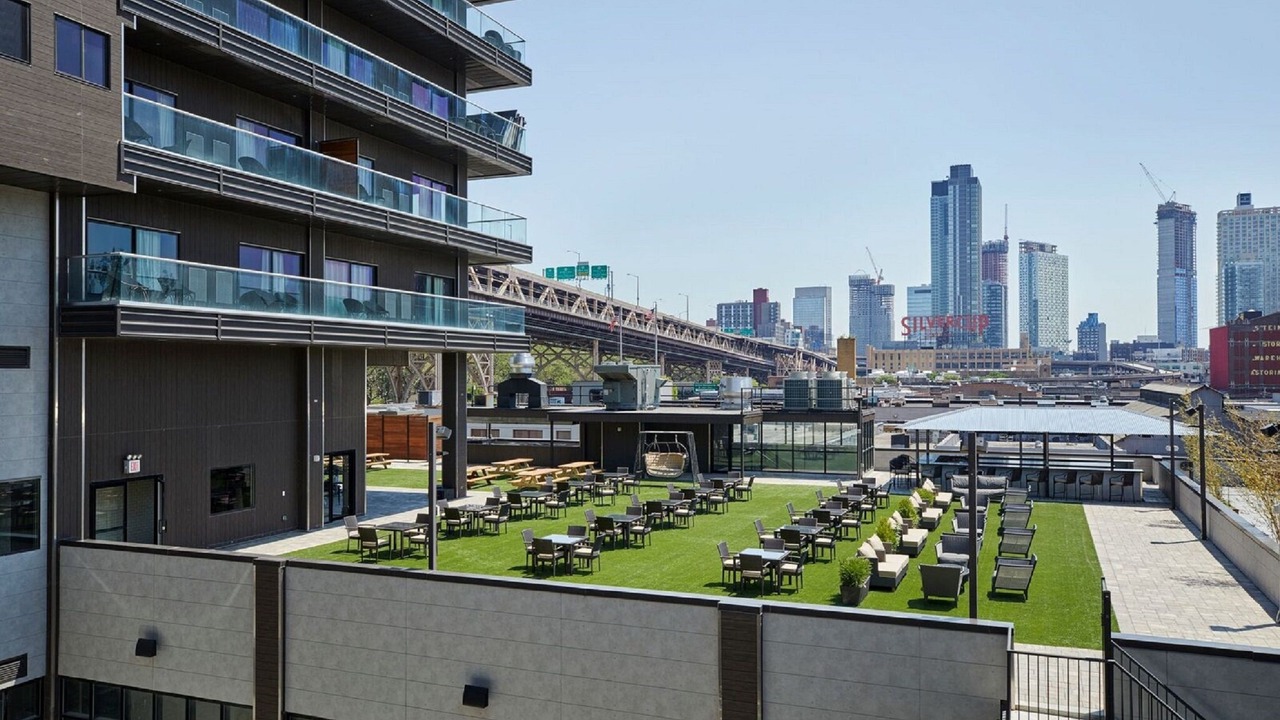 Photo of Patio Balcony in Hunters Point