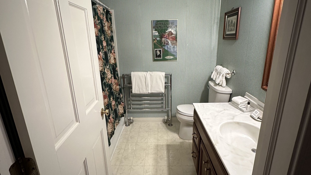 Photo of Bathroom in Clarence