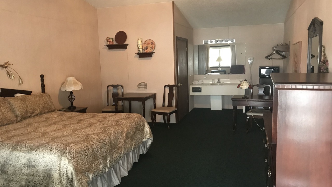 Photo of Bedroom in Town of Reading