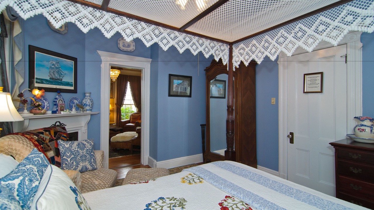 Photo of Bedroom in Southold