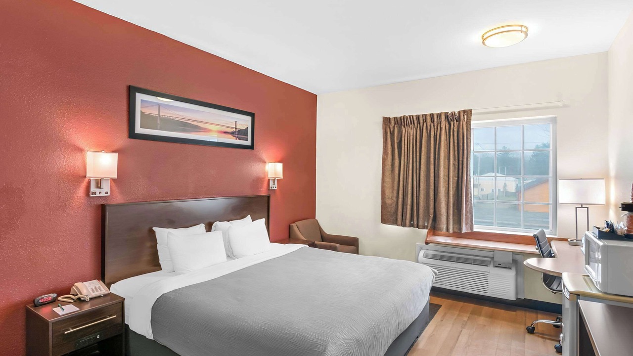 Photo of Bedroom in Queensbury