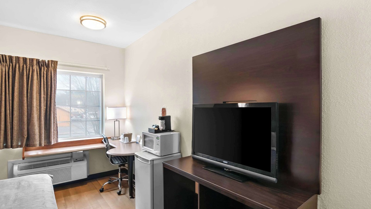 Photo of Bedroom in Queensbury