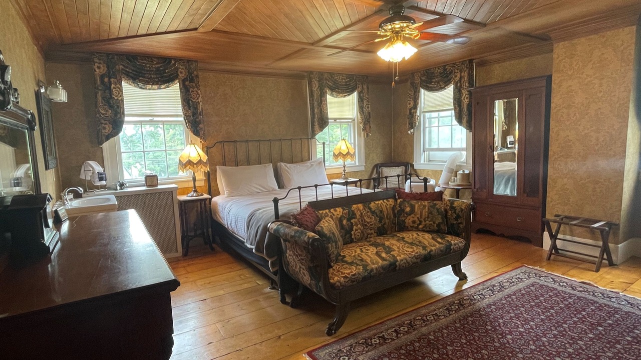 Photo of Bedroom in Arlington