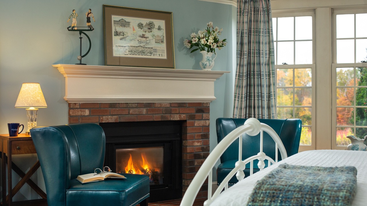 Photo of Livingroom in West Chesterfield