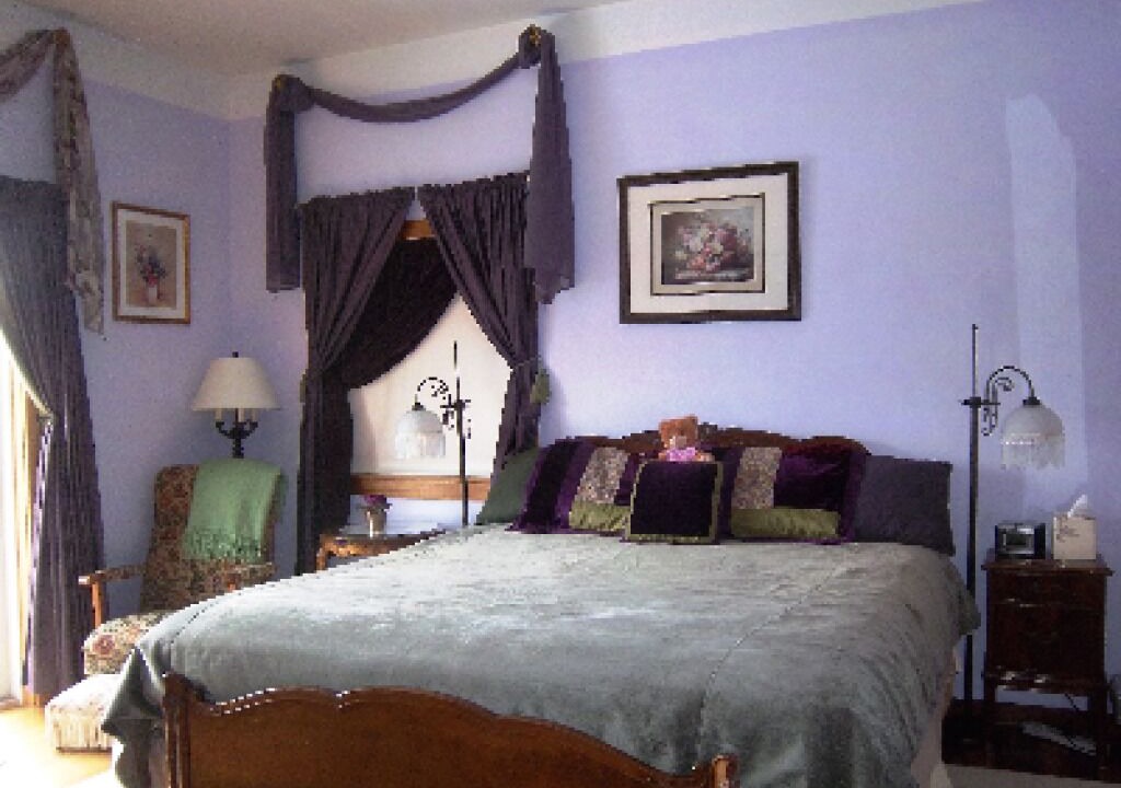 Photo of Bedroom in Hebron